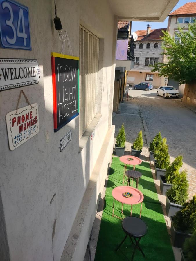 Moonlight Hostel Pristina Exterior photo